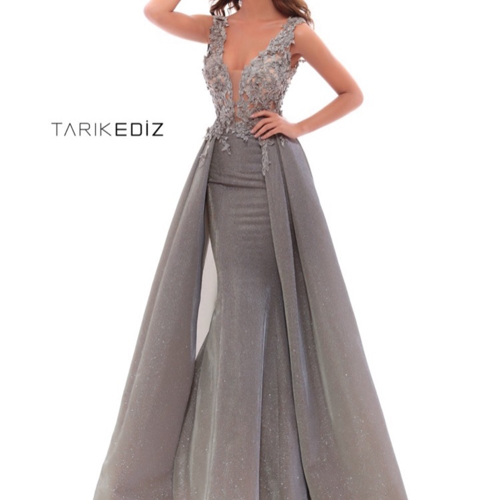 Tarik Ediz Metallic Gown